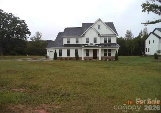 Photo 1 of Single family home for sale at 8722 Sherrills Frd Rd, Sherrills Ford, NC 28673 | MLS# 4429772 | Listing updated on 2026-10-05