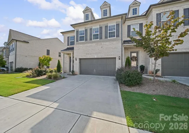 Photo 2 of Townhouse for sale at 203 Heathbrook Ln, Waxhaw, NC 28173 | MLS# 4429780 | Listing updated on 2026-10-05