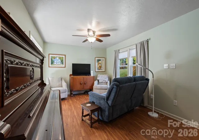 Photo 4 of Single family home for sale at 74 Ridgeline Rd, Clyde, NC 28721 | MLS# 4429782 | Listing updated on 2026-10-04