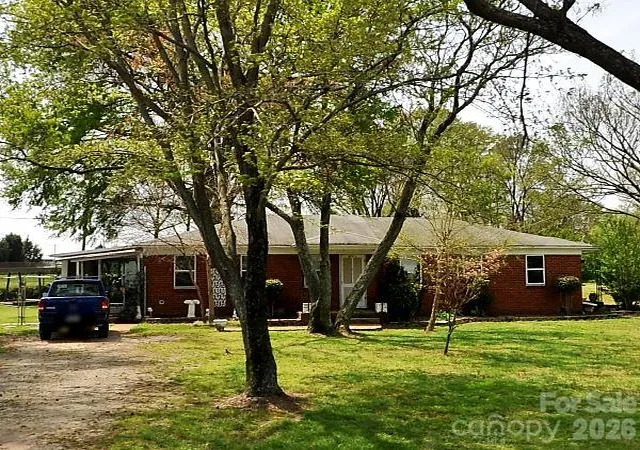 Photo 1 of Multi family home for sale at 3015 Sheets Cir, Charlotte, NC 28214 | MLS# 4429795 | Listing updated on 2026-10-03