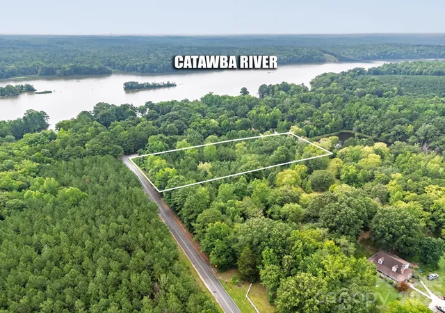 Photo 1 of Land for sale at 00b Jasmine Ln, Fort Lawn, SC 29714 | MLS# 4429807 | Listing updated on 2026-09-29