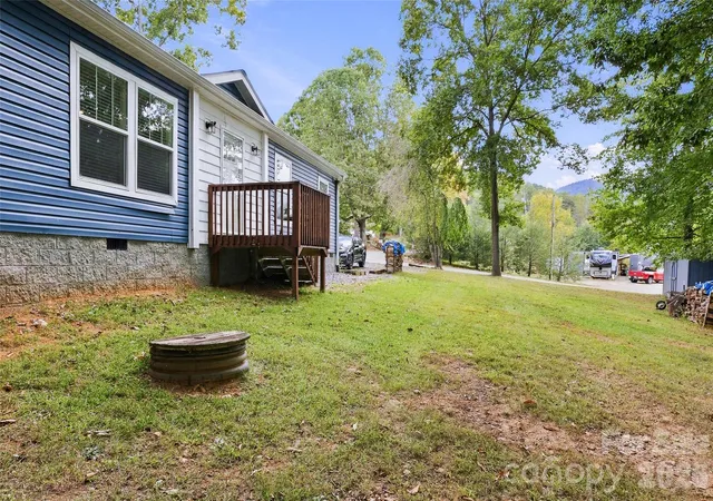 Photo 3 of Single family home for sale at 203 Beaverdam Loop Rd, Candler, NC 28715 | MLS# 4429811 | Listing updated on 2026-10-15