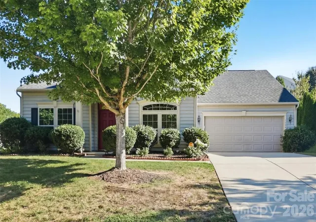 Photo 1 of Single family home for sale at 1268 Tanner Xing Ln, Fort Mill, SC 29707 | MLS# 4429814 | Listing updated on 2026-10-01