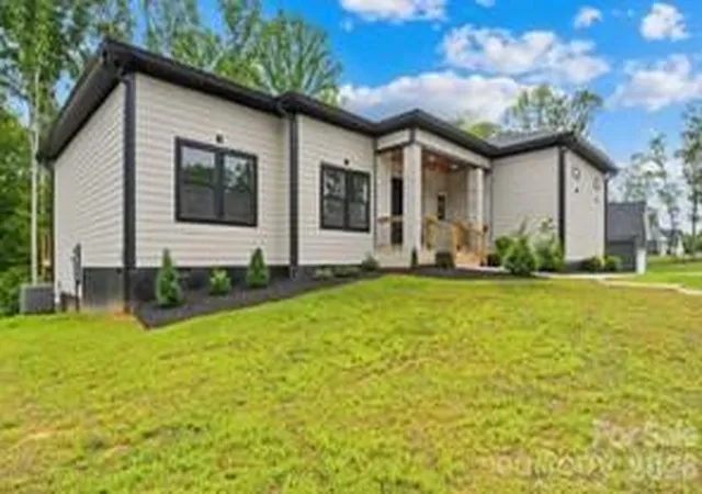 Photo 1 of Single family home for sale at 2004 Plain Fld Dr, Bessemer City, NC 28016 | MLS# 4429837 | Listing updated on 2026-10-04