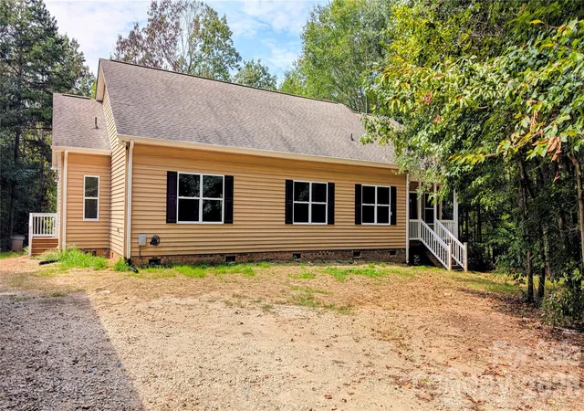 Photo 1 of Single family home for sale at 3340 Clinzo Feemster Rd, Hickory Grove, SC 29717 | MLS# 4429839 | Listing updated on 2026-10-01