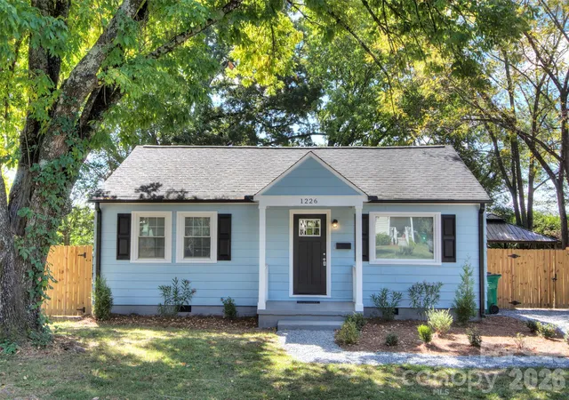 Photo 1 of Single family home for sale at 1226 Weldon Ave, Charlotte, NC 28205 | MLS# 4429843 | Listing updated on 2026-10-05