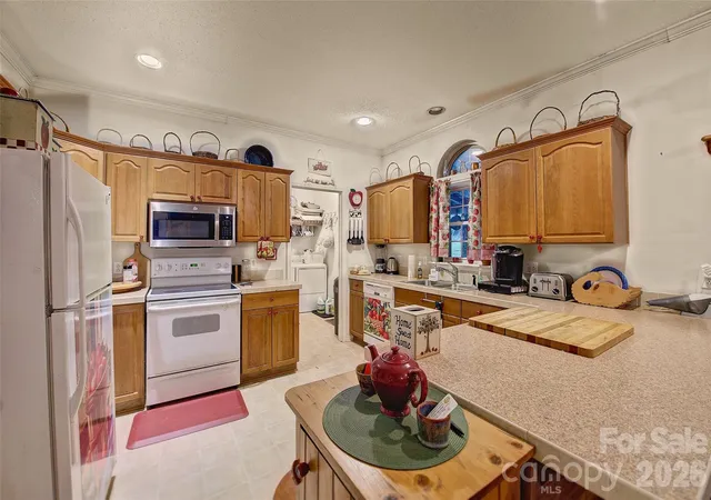 Photo 3 of Single family home for sale at 397 Reservoir Rd, Spruce Pine, NC 28777 | MLS# 4429844 | Listing updated on 2026-09-30