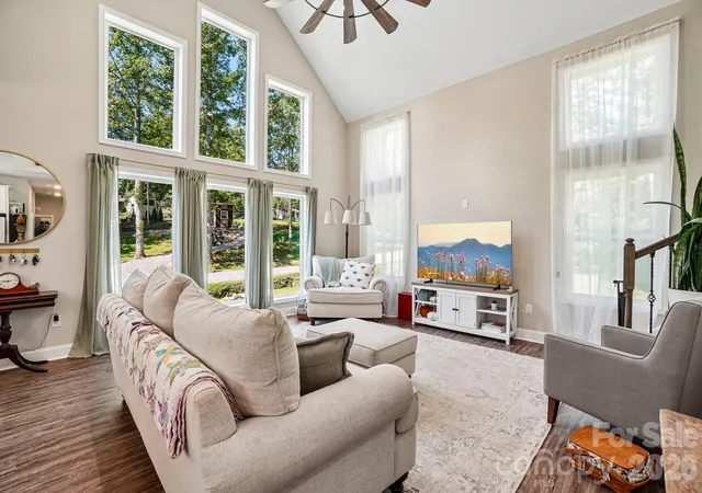 Listing Photo 5 - Condo for sale in building located at 224 & 198 Carpenter Rd, Marion, NC 28752