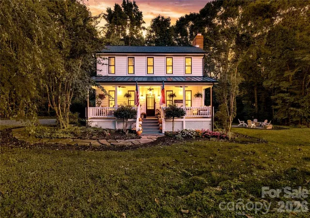 Photo 3 of Single family home for sale at 9560 Harvest Ln, Davidson, NC 28036 | MLS# 4429858 | Listing updated on 2026-10-01