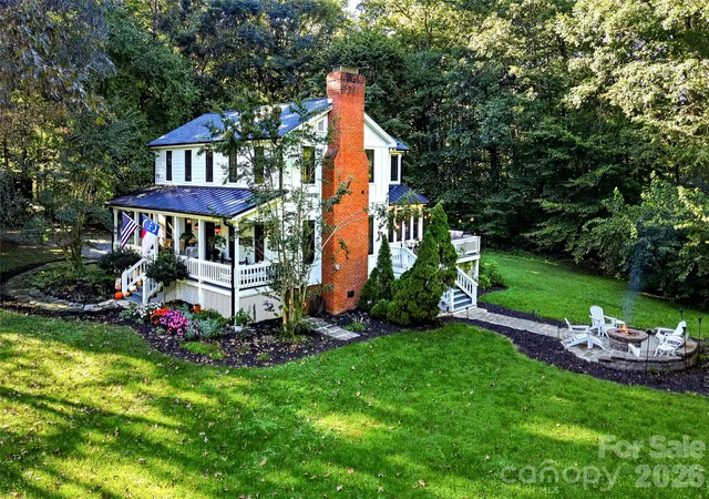 Photo 2 of Single family home for sale at 9560 Harvest Ln, Davidson, NC 28036 | MLS# 4429858 | Listing updated on 2026-10-01