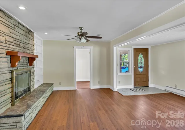 Photo 3 of Single family home for sale at 111 Woodland Dr, Mars Hill, NC 28754 | MLS# 4429865 | Listing updated on 2026-10-02