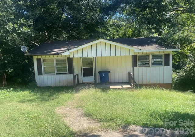 Photo 1 of Single family home for sale at 419 Rocky Brk Dr, Shelby, NC 28150 | MLS# 4429887 | Listing updated on 2026-10-01