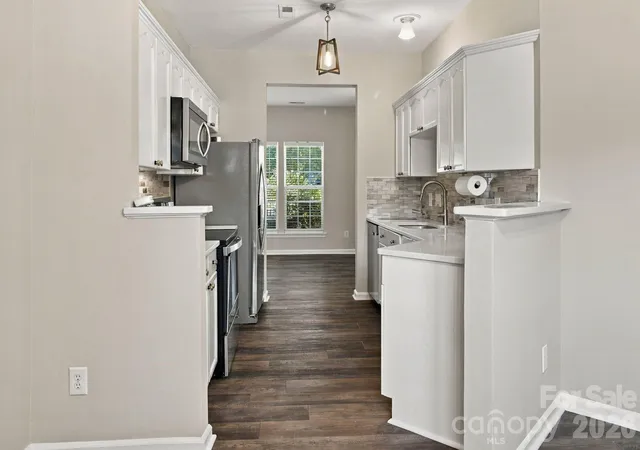 Photo 3 of Townhouse for sale at 6032 Sapwood Ct, Matthews, NC 28104 | MLS# 4429898 | Listing updated on 2026-10-07