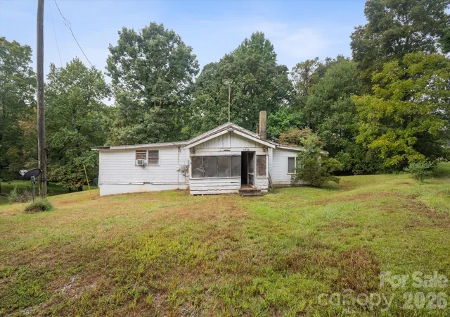 Photo 1 of Single family home for sale at 6958 Nc Hwy 9, Columbus, NC 28722 | MLS# 4429914 | Listing updated on 2026-10-06