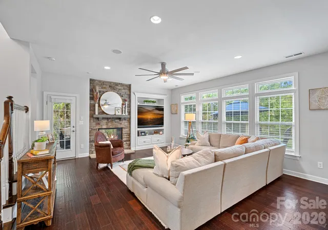 Photo 3 of Single family home for sale at 1869 Still Water Ln, Fort Mill, SC 29707 | MLS# 4429936 | Listing updated on 2026-10-10