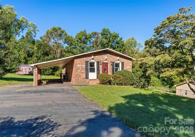 Photo 3 of Single family home for sale at 2480 Raintree St, Connelly Springs, NC 28612 | MLS# 4429945 | Listing updated on 2026-10-07