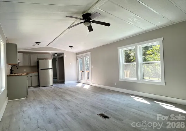 Photo 3 of Single family home for sale at 116 Washington St #A, York, SC 29745 | MLS# 4429947 | Listing updated on 2026-10-05