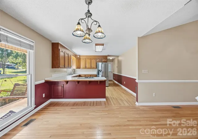 Photo 3 of Single family home for sale at 107 Camelot Ct, Kings Mountain, NC 28086 | MLS# 4429948 | Listing updated on 2026-10-06