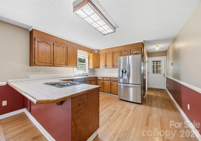 Photo 4 of Single family home for sale at 107 Camelot Ct, Kings Mountain, NC 28086 | MLS# 4429948 | Listing updated on 2026-10-06