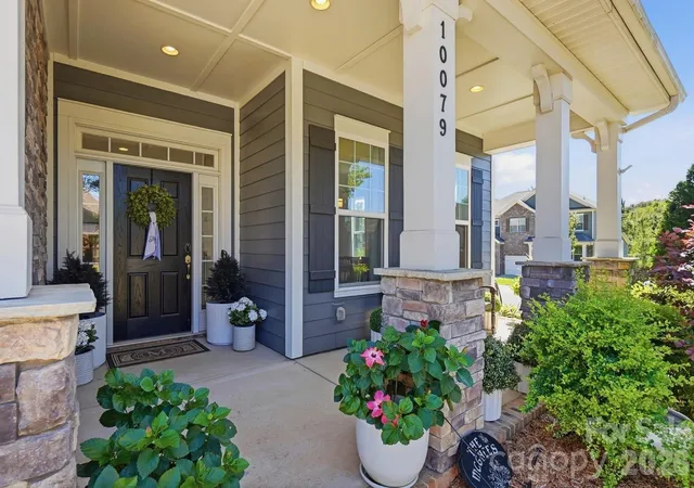 Photo 3 of Single family home for sale at 10079 Fox Trotter Ln, Midland, NC 28107 | MLS# 4429949 | Listing updated on 2026-10-02
