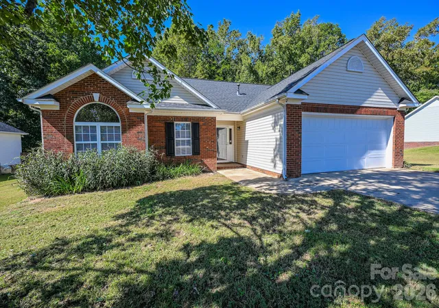 Photo 1 of Single family home for sale at 2425 River Chase Dr, Monroe, NC 28110 | MLS# 4429983 | Listing updated on 2026-10-02