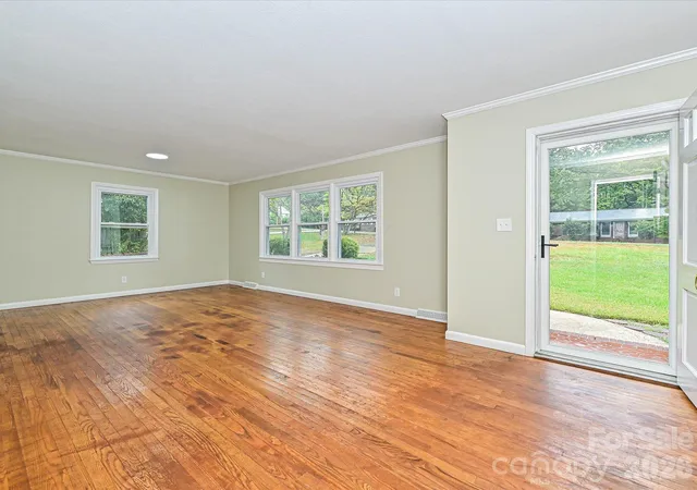 Photo 2 of Single family home for sale at 655 Greenbriar Ave, Rock Hill, SC 29730 | MLS# 4429984 | Listing updated on 2026-10-05