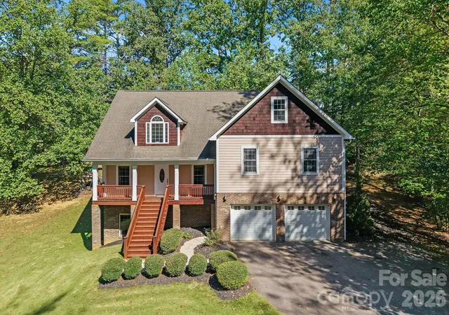 Photo 1 of Single family home for sale at 15 Hope Rd, Weaverville, NC 28787 | MLS# 4430000 | Listing updated on 2026-10-29