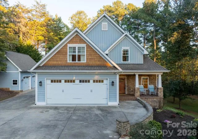 Photo 3 of Single family home for sale at 5596 Bridgewater Dr, Granite Falls, NC 28630 | MLS# 4430004 | Listing updated on 2026-10-11