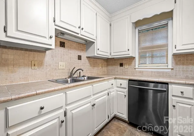 Photo 1 of Townhouse for sale at 2433 1st Street NW #22, Hickory, NC 28601 | MLS# 4430009 | Listing updated on 2026-10-03