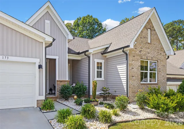 Photo 1 of Single family home for sale at 173 Amerson Dr, Rock Hill, SC 29730 | MLS# 4430030 | Listing updated on 2026-10-03