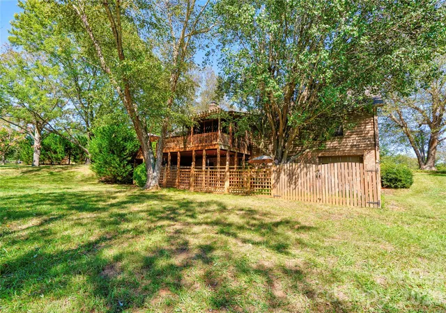 Photo 3 of Single family home for sale at 225 Hicks Hl Rd, Lawndale, NC 28090 | MLS# 4430033 | Listing updated on 2026-10-02