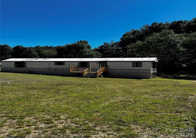 Photo 2 of Single family home for sale at 735 Goodes Crk Church Rd, Mooresboro, NC 28114 | MLS# 4430041 | Listing updated on 2026-10-02
