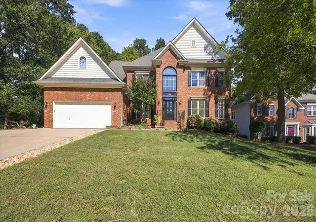 Photo 2 of Single family home for sale at 1261 Boswell Ct, Concord, NC 28027 | MLS# 4430045 | Listing updated on 2026-10-01
