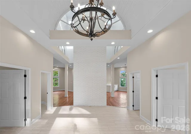 Photo 1 of Single family home for sale at 18 Carriage Park Way, Hendersonville, NC 28791 | MLS# 4430062 | Listing updated on 2026-10-09