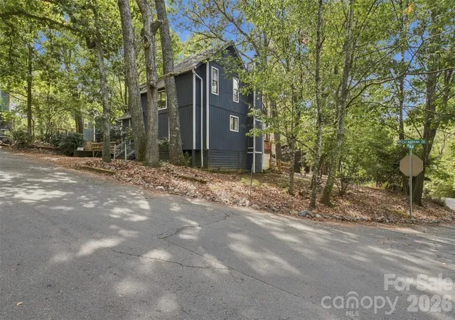 Photo 1 of Single family home for sale at 27046 Tidal Way, Fort Mill, SC 29708 | MLS# 4430075 | Listing updated on 2026-10-07