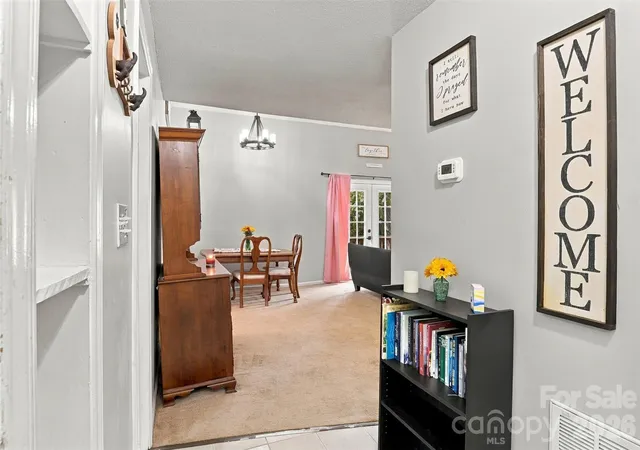 Photo 4 of Single family home for sale at 27046 Tidal Way, Fort Mill, SC 29708 | MLS# 4430075 | Listing updated on 2026-10-07