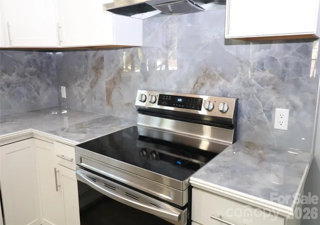 Photo 3 of Single family home for sale at 78 Parrish Pl SW, Concord, NC 28027 | MLS# 4430078 | Listing updated on 2026-10-01