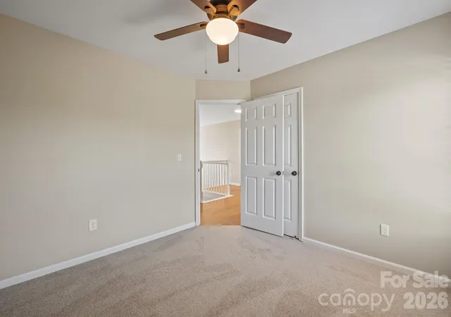 Photo 2 of Single family home for sale at 110 Fox Den Cir, Statesville, NC 28677 | MLS# 4430080 | Listing updated on 2026-10-03