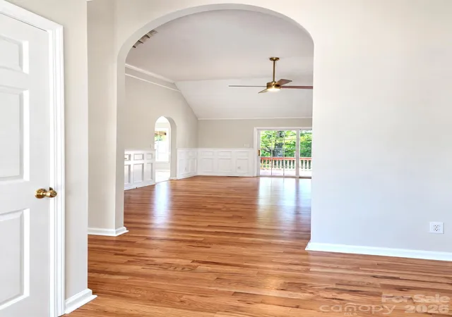 Photo 3 of Single family home for sale at 1615 Terra Cotta Dr, Hickory, NC 28602 | MLS# 4430081 | Listing updated on 2026-10-03