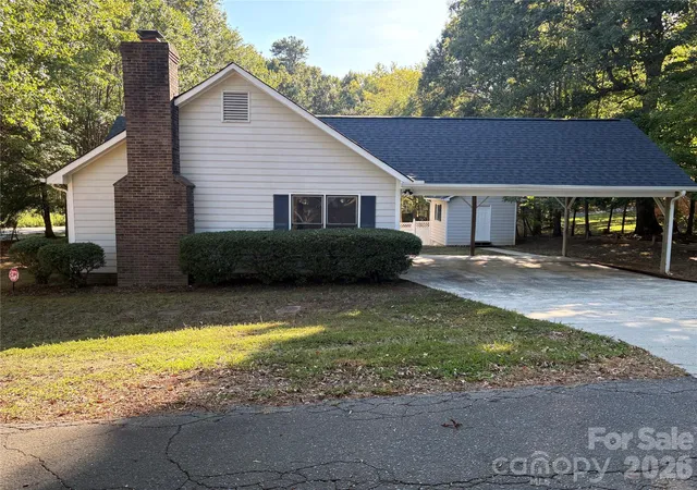 Photo 2 of Single family home for sale at 503 E Wilson St, Wingate, NC 28174 | MLS# 4430088 | Listing updated on 2026-10-01