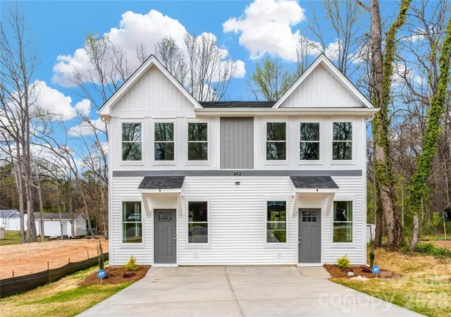 Photo 1 of Multi family home for sale at 452 Dawn Cir, Charlotte, NC 28213 | MLS# 4430090 | Listing updated on 2026-10-06
