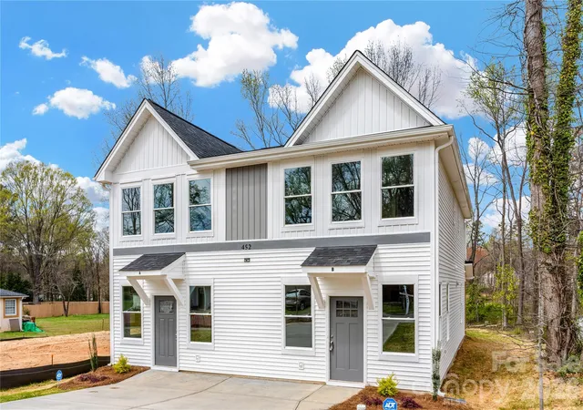 Photo 2 of Multi family home for sale at 452 Dawn Cir, Charlotte, NC 28213 | MLS# 4430090 | Listing updated on 2026-10-06