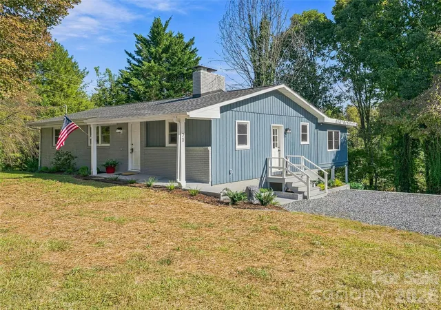 Photo 3 of Single family home for sale at 71 Murphy Hl Rd, Weaverville, NC 28787 | MLS# 4430127 | Listing updated on 2026-10-06