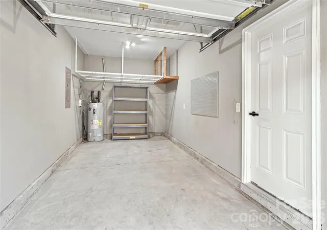 Photo 3 of Single family home for sale at 968 Willow Crk Dr, Gastonia, NC 28054 | MLS# 4430164 | Listing updated on 2026-10-01