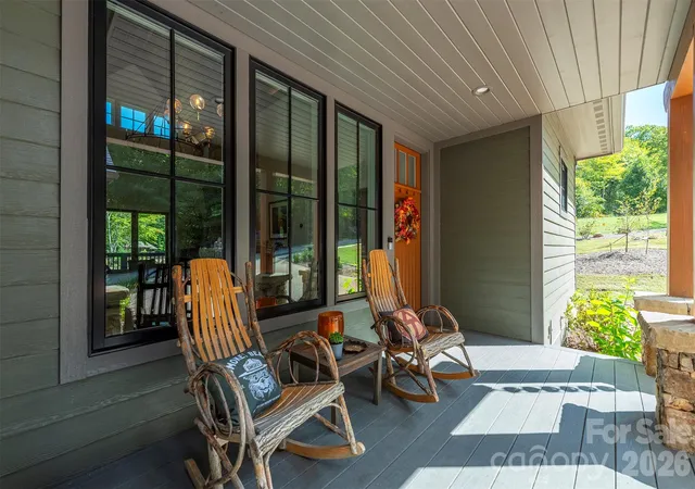 Photo 3 of Single family home for sale at 18 Old Lafayette Ln, Black Mountain, NC 28711 | MLS# 4430167 | Listing updated on 2026-10-03