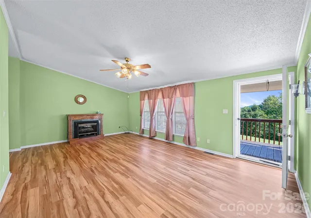 Photo 4 of Single family home for sale at 456 Tempie Mountain Rd, Spruce Pine, NC 28777 | MLS# 4430171 | Listing updated on 2026-10-01