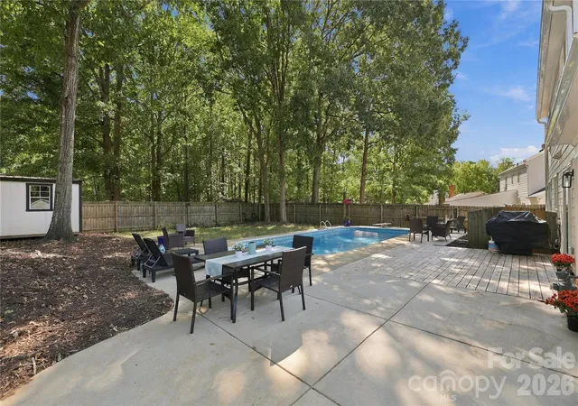 Photo 4 of Single family home for sale at 603 Winter Wood Dr, Matthews, NC 28105 | MLS# 4430174 | Listing updated on 2026-10-06