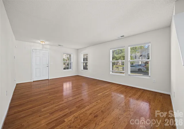 Photo 3 of Single family home for sale at 13750 Rutherglen Ct, Charlotte, NC 28213 | MLS# 4430179 | Listing updated on 2026-10-01
