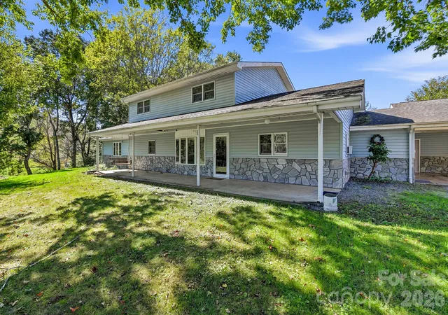 Photo 4 of Single family home for sale at 1145 Coleman Mountain Rd, Waynesville, NC 28785 | MLS# 4430183 | Listing updated on 2026-10-02