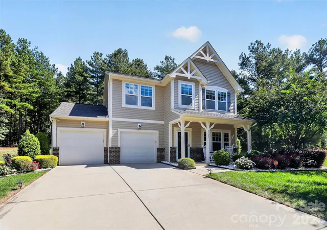 Photo 2 of Single family home for sale at 8122 Mossy Rock Rd, Waxhaw, NC 28173 | MLS# 4430192 | Listing updated on 2026-10-04